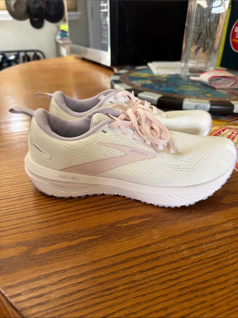 Brooks Revel Women's Running Shoes - Pale Pink/White